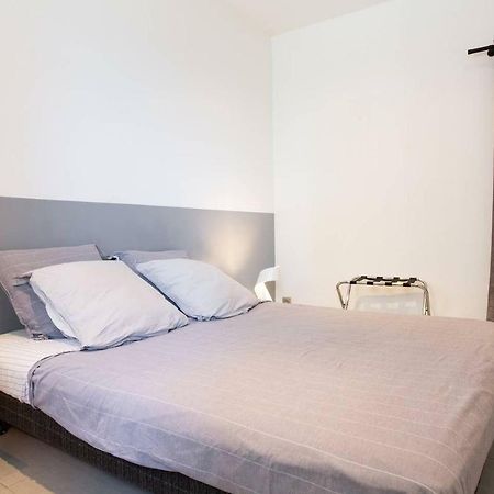 appartement 4 personnes vue mer remparts Antibes Extérieur photo